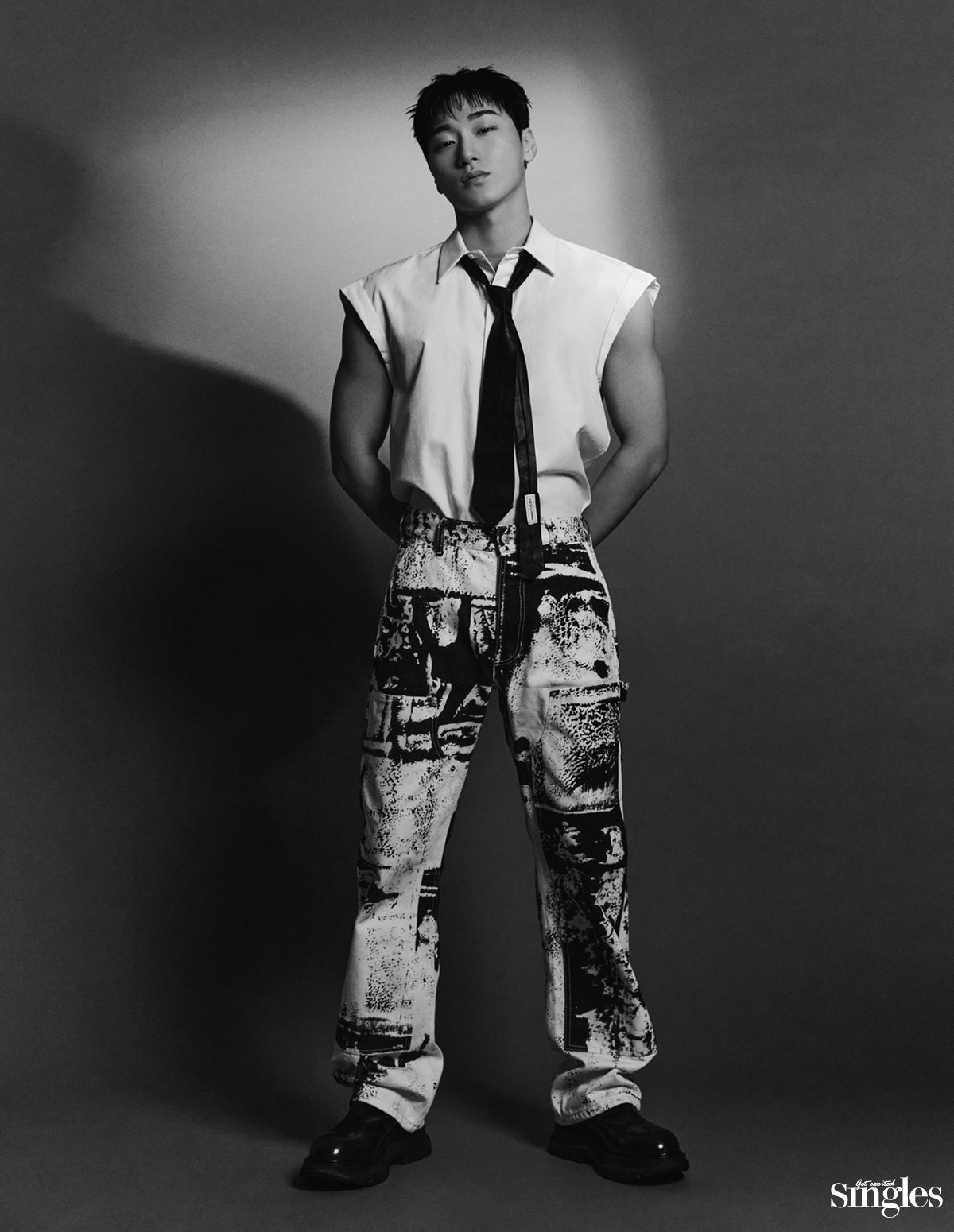 에이티즈 산의 싱글즈 화보, 우영, 산, 에이티즈